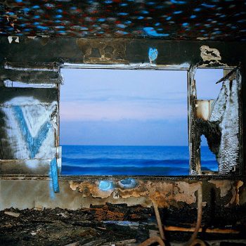 Scimmiasaki - Deerhunter - Fading Frontier