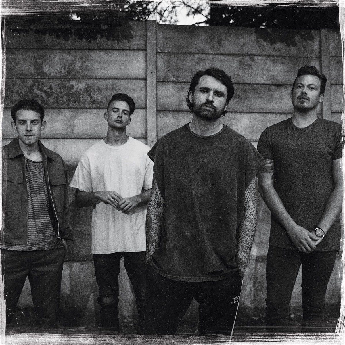 Lower Than Atlantis - Safe In Sound - In Your Eyes Ezine