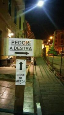 Pedoni A Destra - Columns