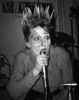 E' morta la modella e icona punk Jordan - Musica Punk
