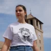 T-shirt con teschio e cuore - immagine 3