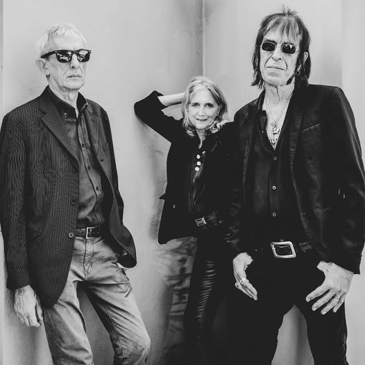 Not Moving - That'S All Folks! Not Moving Pic 2 Not Moving - That'S All Folks! Not Moving Pic 2